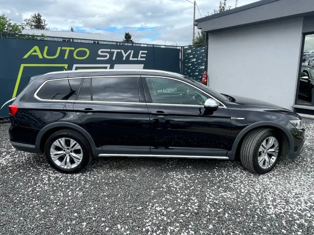 Volkswagen Passat Alltrack 2.0 TDI 4Motion DSG – fotografia 2 z 15