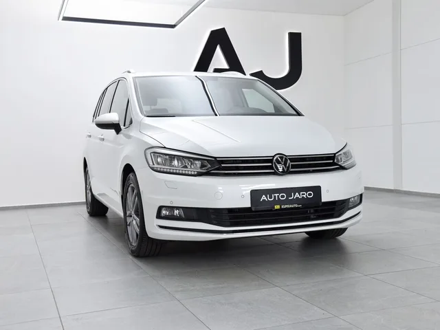 Volkswagen Touran 2.0 TDI Highline DSG – fotografia 4 z 15