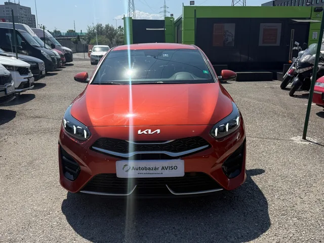Kia ProCeed 1.5 T-GDi GT-Line – fotografia 2 z 15