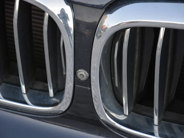 BMW 5 Series Touring 540d xDrive – fotografia 6 z 15