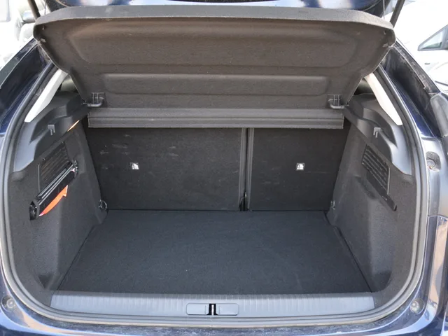 Citroën C4 X 1.2 Benzín – fotografia 4 z 14