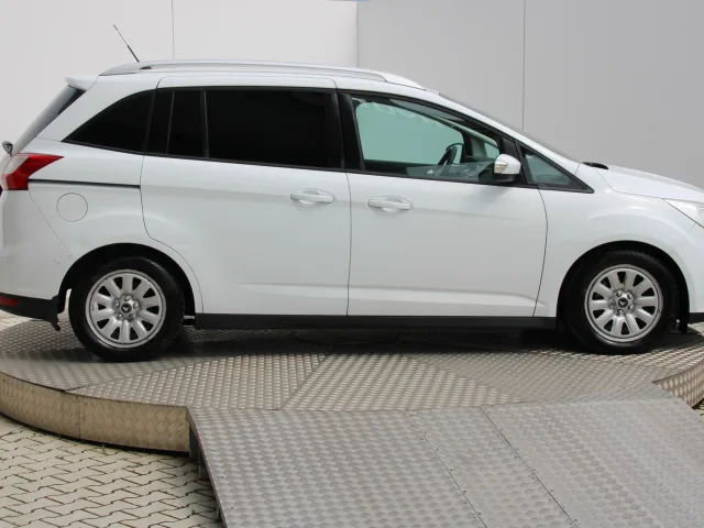 Ford Grand C-MAX 1.0 EcoBoost Edition X – fotografia 6 z 15
