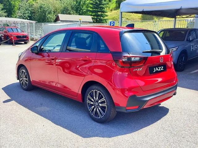 HONDA JAZZ 1.5 e:HEV Advance 2026 – fotografia 5 z 15
