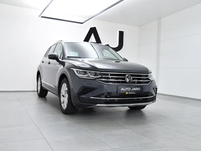 Volkswagen Tiguan 2.0 TDI DSG, Elegance, IQ Light, Kamera, ACC, Panorama – fotografia 4 z 15