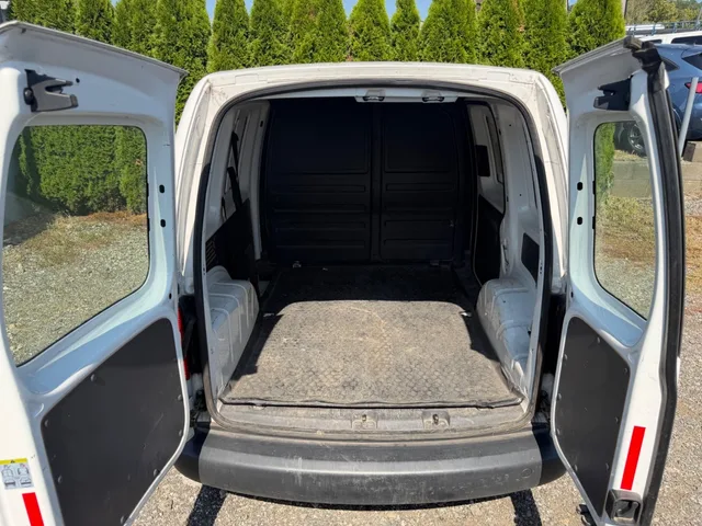 Volkswagen Caddy Life 1.6 TDI Trendline – fotografia 5 z 13