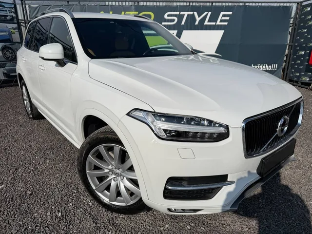 Volvo XC90 D5 AWD Momentum – fotografia 2 z 15