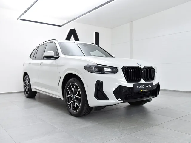 BMW X3 xDrive 20i mHEV M-packet A/T – fotografia 5 z 15