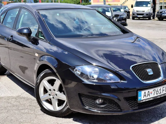 Seat Leon 1.6 TDI Reference – fotografia 6 z 15