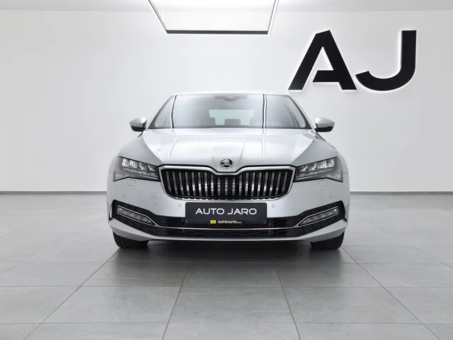 Škoda Superb 2.0 TDI Style DSG – fotografia 3 z 15