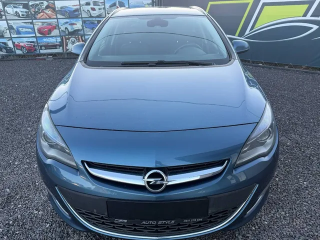 Opel Astra Sport Tourer 1.6 CDTI – fotografia 4 z 15