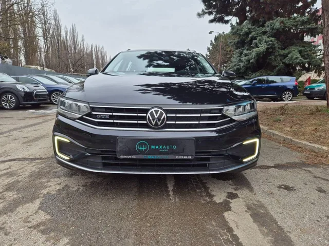 Volkswagen Passat Variant GTE 1.4 TSI PHEV – fotografia 2 z 15