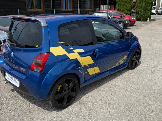 Renault Twingo 1.6 16V Sport – fotografia 4 z 15