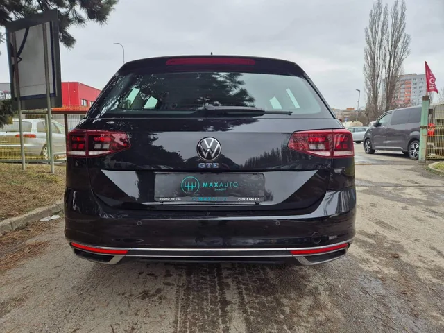 Volkswagen Passat Variant GTE 1.4 TSI PHEV – fotografia 6 z 15