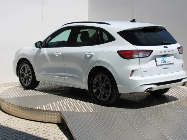Ford Kuga 2.0 EcoBlue ST-Line 4x4 A/T – fotografia 3 z 15