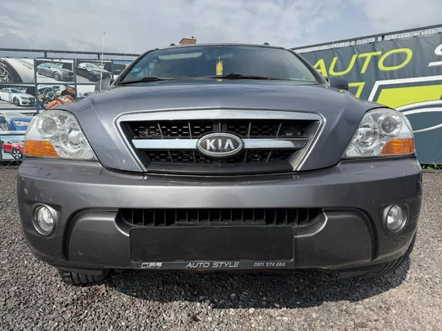 Kia Sorento 2.5 CRDi – fotografia 3 z 15