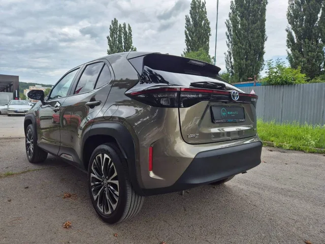 Toyota Yaris Cross 1.5 Hybrid Executive Happy Edition e-CVT – fotografia 4 z 15