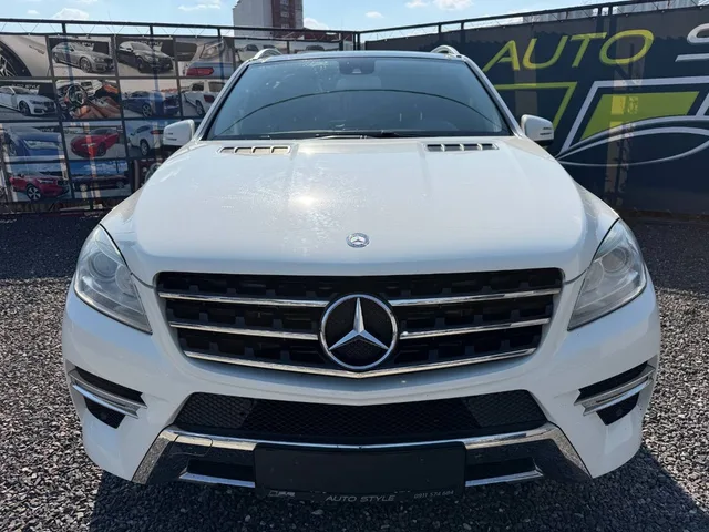 Mercedes-Benz M-Class 250 BlueTEC – fotografia 4 z 15