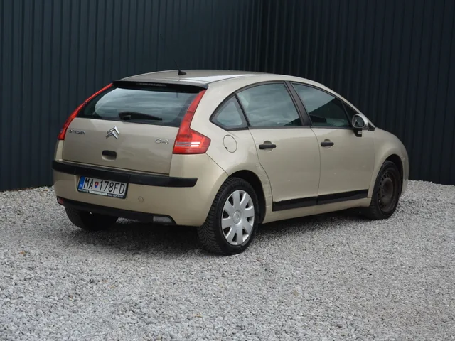 Citroën C4 1.6 HDi – fotografia 6 z 15