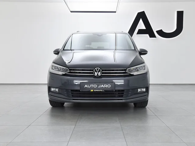 Volkswagen Touran 2.0 TDI Highline DSG – fotografia 2 z 14