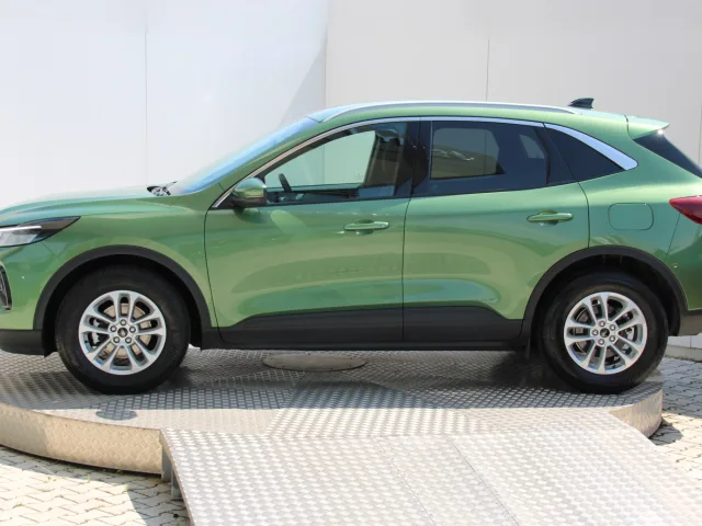 Ford Kuga 1.5 EcoBoost Titanium – fotografia 2 z 15