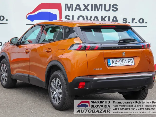 Peugeot 2008 1.2 PureTech 100 Active – fotografia 5 z 15