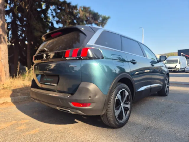 Peugeot 5008 1.6 PureTech 180 GT Line – fotografia 4 z 15