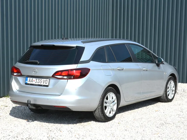 Opel Astra ST 1.5 CDTi – fotografia 5 z 15
