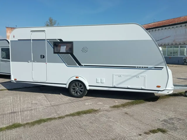 Knaus Sport 500 KD E-Power Selection – fotografia 5 z 15