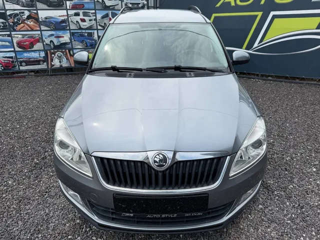 Škoda Roomster 1.2 TSI Ambition – fotografia 4 z 15