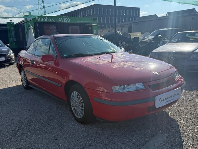 Opel Calibra 2.0 Automat – fotografia 3 z 15