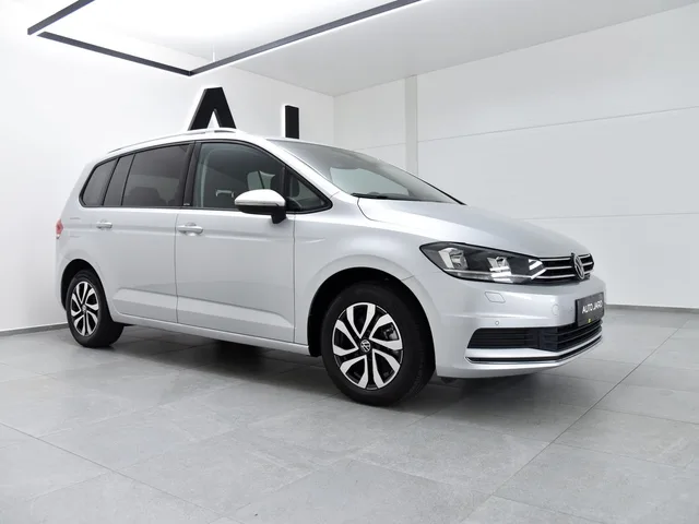 Volkswagen Touran 2.0 TDI Comfortline DSG – fotografia 6 z 15