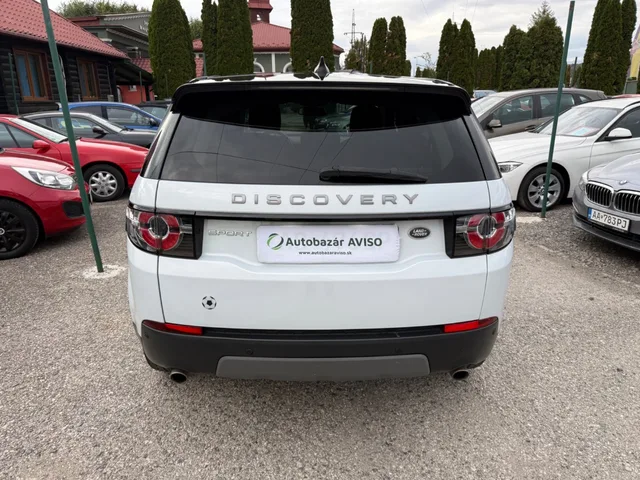 Land Rover Discovery 2.0D SD4 S AWD – fotografia 5 z 15