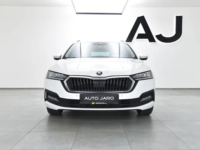 Škoda Octavia Combi 2.0 TDI Style DSG Style Style – fotografia 2 z 15
