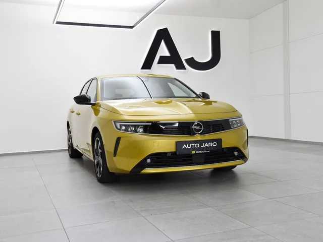 Opel Astra 1.6 Elegance PHEV A/T – fotografia 4 z 15