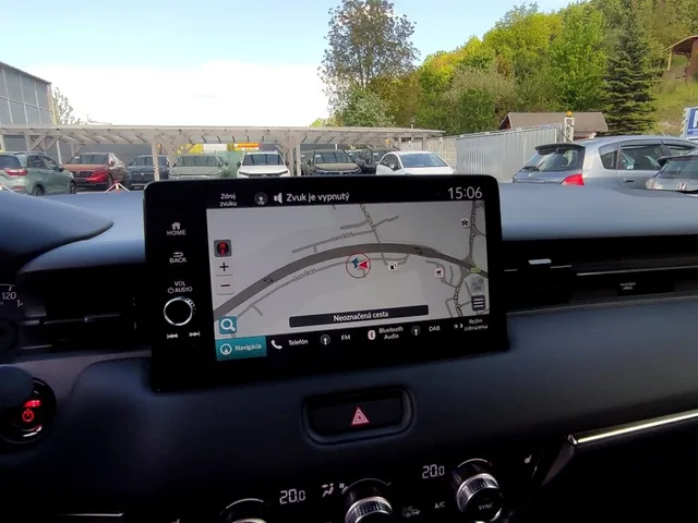 HONDA HR-V 1.5 e:HEV Advance e-CVT – fotografia 6 z 15