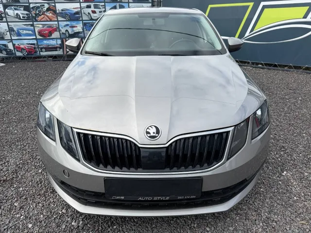 Škoda Octavia 1.2 TSI Active – fotografia 4 z 15