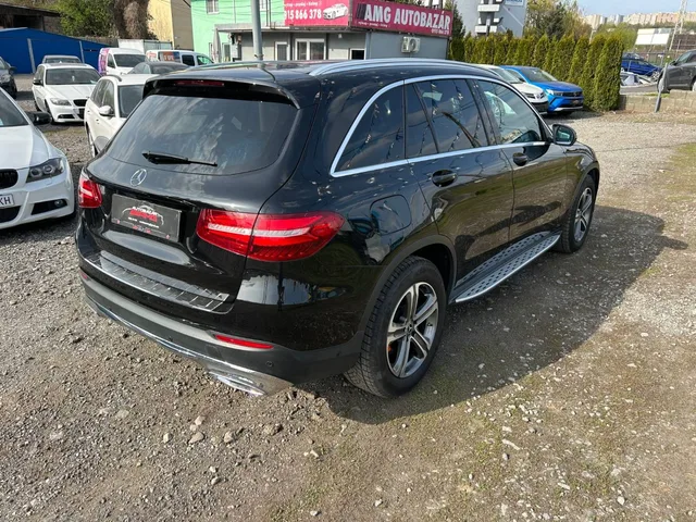 Mercedes-Benz GLC 220d 4MATIC – fotografia 4 z 13