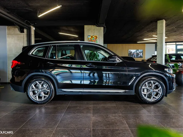 BMW X3 xDrive 30i 180kW – fotografia 6 z 15
