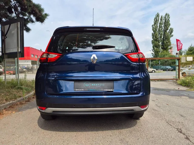 Renault Scénic Blue dCi 120 Intens EDC – fotografia 6 z 15
