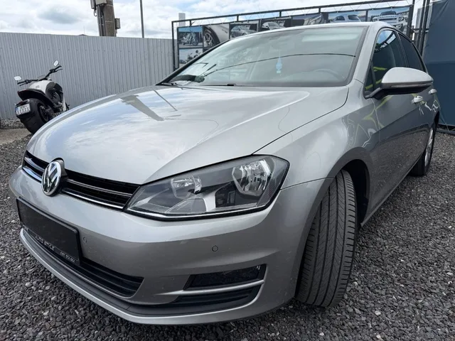 Volkswagen Golf 1.2 TSI Comfortline – fotografia 6 z 15