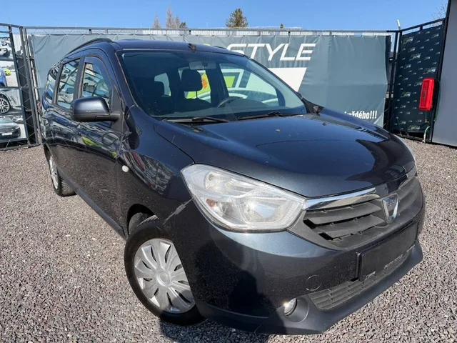 Dacia Lodgy 1.5 dCi Arctica – fotografia 2 z 15