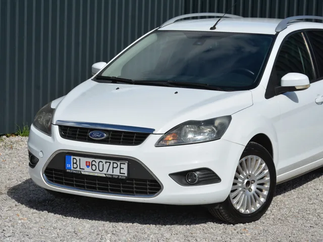 Ford Focus Kombi 2.0 CDTi Automat – fotografia 2 z 15
