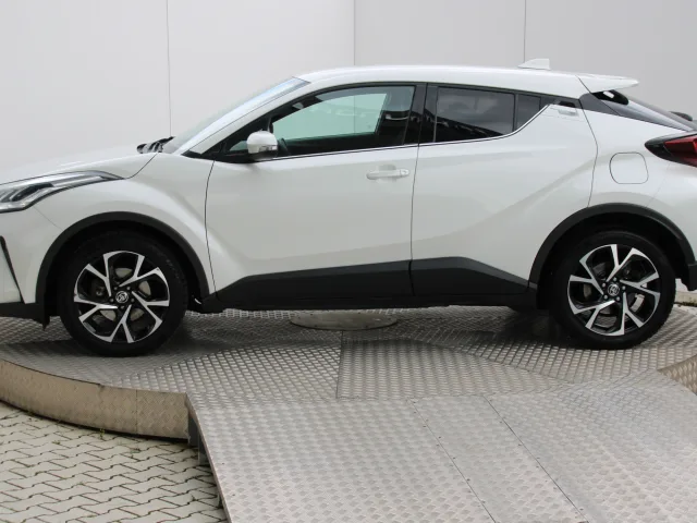 Toyota C-HR Style 1,2 85kW – fotografia 2 z 15