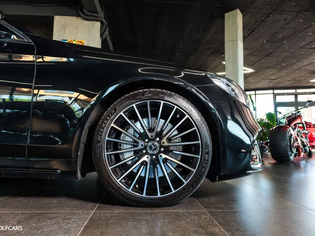 Mercedes-Benz S 560 Long 345kW – fotografia 4 z 15