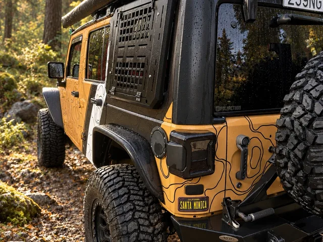 Jeep Wrangler 3.6 Sahara – fotografia 4 z 9