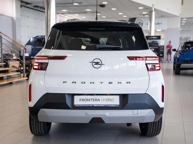 Opel Frontera Ultimate Hybrid 48V 81kW – fotografia 5 z 14