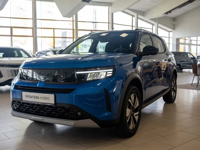 Opel Frontera Ultimate Hybrid 48V 107 kW – photo 3 of 13