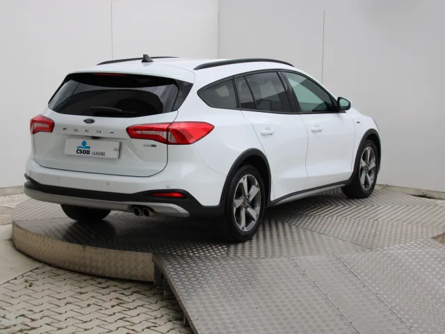 Ford Focus Active 1,0 EcoBoost 92 kW – fotografia 5 z 15