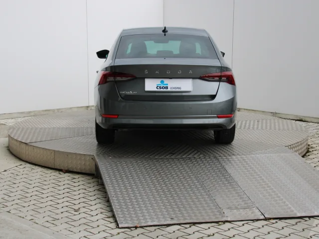 ŠKODA Octavia Style 2.0 TDI 110 kW – fotografia 5 z 15