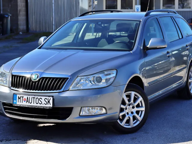 Škoda Octavia 1.6 TDI Ambition – fotografia 2 z 15
